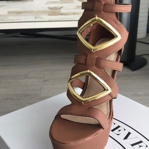 Tan Steve Madden wedges